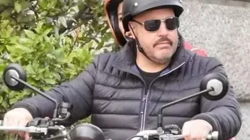 Kevin James Solo Mio Puffer Jacket of Matt (Kevin James) in Solo Mio