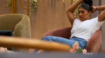 Abercrombie Never Lost A Tailgate Tee worn by Priyanka Grandhi as seen in Love Is Blind (S10E01)