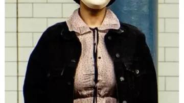 Madelaine Petsch Les Étrangers Chapitre 3 Veste en jean de Maya (Madelaine Petsch) dans Les Étrangers : Chapitre 3