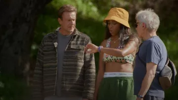 Slips à ceinture avec logo Calvin Klein portés par Gaby (Jessica Williams) tels que vus dans Shrinking (S03E03)