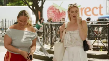 Prada PR 14ZS worn by Bailey Taylor as seen in Summer House (S10E02)