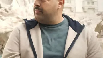 Solo Mio Matt Taylor Hooded Jacket porté par Matt (Kevin James) dans Solo Mio