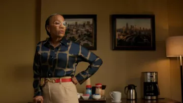 Ceinture Gucci Horsebit portée par Amanda Wagner (Sonja Sohn) telle que vue dans Will Trent (S04E06)