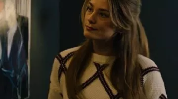 Le Chemin vers Toi Kim Matula Pull à carreaux porté par Emma (Kim Matula) tel que vu dans Le Chemin vers Toi