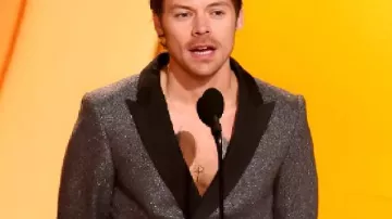 Harry Styles Grammy Awards 2026 Blazer in Harry Styles appearance on the Grammys 2026
