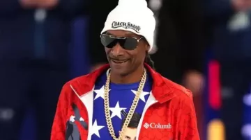 Snoop Dogg Curling Milano Cortina 2026 Winter Olympics Jacket of Snoop Dogg in Snoop Dog joins Central Florida native speed skater at Winter Olympics