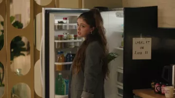 Blazer relajado Stella de Levi's Blazer relajado Stella usado por Chelsey (Georgie Murphy) como se ve en Small Achievable Goals (T02E03)