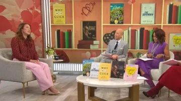 L'Agence Basil Tie Neck Shirt worn by Sarah Gelman as seen in CBS Mornings on  February 4, 2026