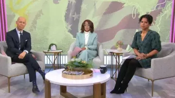 Robe à carreaux Emmaline de Tanya Taylor portée par Adriana Diaz, vue dans l'émission CBS Mornings le 9 février 2026.