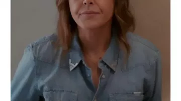 Chemise en denim bleu western Christa Miller S03 rétrécissante