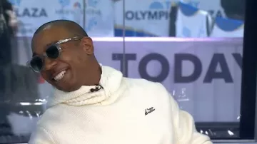 Lunettes de soleil Kith Kith Cove portées par Ja Rule, vues dans l'émission Today le 17 février 2026.