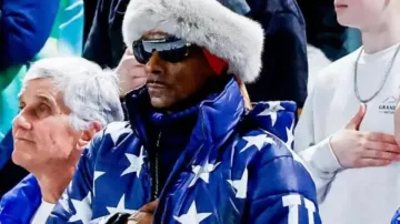 Snoop Dogg en tenue de patinage de vitesse pour les Jeux olympiques d'hiver de Milan-Cortina 2026. Snoop Dogg sera de retour pour les Jeux olympiques d'hiver de Milan-Cortina sur NBC.