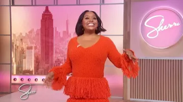 Robe Bfyne Zafira portée par Sherri Shepherd, comme on peut le voir dans Sherri le 10 février 2026