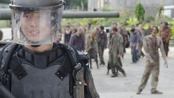 La tenue anti-émeute de Glenn Rhee (Steven Yeun) dans The Walking Dead