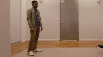 Sneakers Nike kill shoot in Master of None