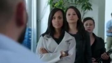 La montre Movado d'Olivia Pope (Kerry Washington) dans Scandal S4E1