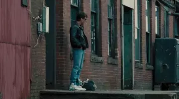 Les Nike de Vinny Pazienza (Miles Teller) dans Bleed For This