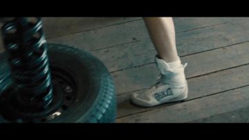 The boxing shoes Everlast of Vinny Pazienza (Miles Teller in Bleed For This