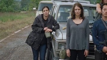 The jacket gray and Tara Chambler (Alanna Masterson) in The Walking Dead