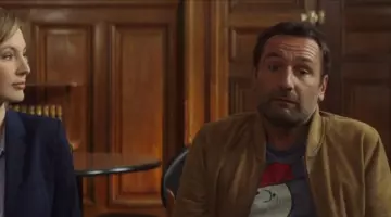 la veste bomber de Yvan (Gilles Lel­louche) dans Sous le même toit