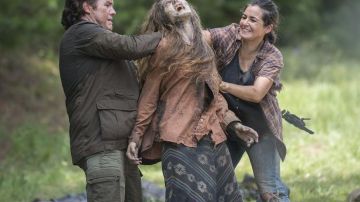 The bermuda khaki Eugene Porter (Josh McDermitt) in The Walking Dead