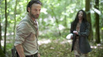 La camisa beige de Rick Grimes (Andrew Lincoln) en The Walking Dead Temporada 4