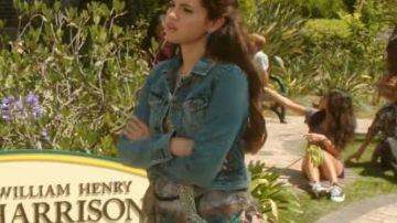 Les snea­kers Converse All Star Chuck Tay­lor dans Mauvaises Fréquentations