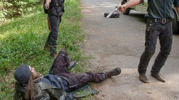 The boots lace-up black Jesus (Tom Payne) in The Walking Dead