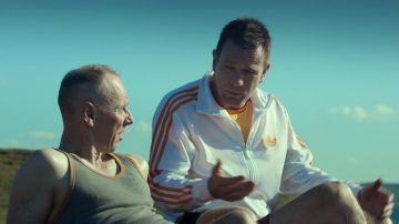 La veste de jogging Adidas de Mark "Rent Boy" Renton (Ewan McGregor) dans T2 Trainspotting