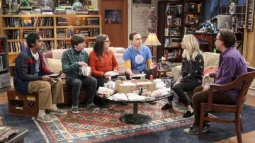 Sneakers Vans Classic Slip On Checkerboard of Rajesh Koothrappal (Kunal Nayyar) Big Bang Theory S11E16