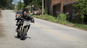 La moto de Daryl Dixon (Norman Reedus) dans The Walking Dead S06E06
