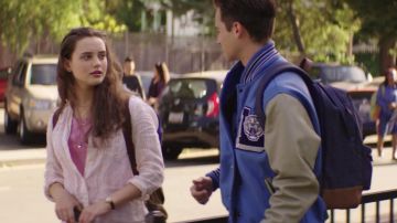 Le sac à dos Herschel Supply Co. Heritage de Justin Foley (Brandon Flynn) dans 13 Reasons Why S01E01