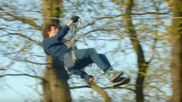 Les snea­kers Nike Bla­zer High Bleues dans De Toutes Mes Forces