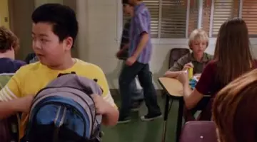 Les snea­kers Converse All Star Chuck Tay­lor Noires High dans Fresh Off The Boat