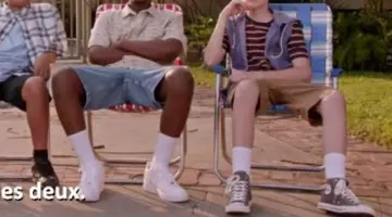 Les snea­kers Converse All Star Chuck Tay­lor Grises High dans Fresh Off The Boat