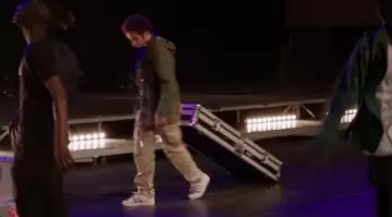 Les snea­kers Adi­das Su­per­star Blanche dans La Fine Equipe