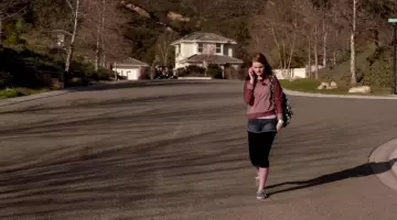 the sneakers of Bridget Donovan (Kerris Dorsey) in Ray Donovan