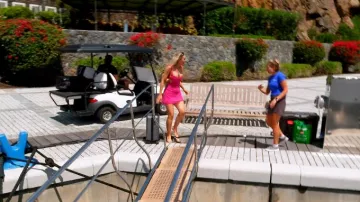 Yves Saint Laurent Women’s Tribute 85 Leather Sandals worn by Ellie Dubaich as seen in Below Deck Down Under (S04E03)