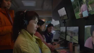 J.Chung My Brand Dico Padded Coat worn by Shin Ji-seon (Lee Yi-dam) as seen in Can This Love Be Translated? (S01E10)