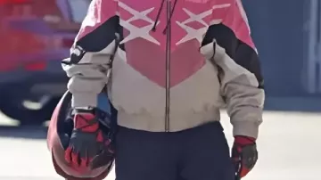 Veste de survêtement portée par Ormon (Barry Keoghan) dans Crime 101