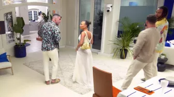 Sac à bandoulière matelassé Dolce &amp; Gabbana Devotion porté par Chantelle Connelly dans l'épisode Geordie Shore (S26E06)