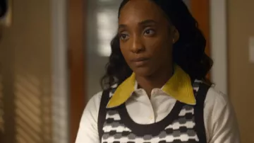 Jupe By Jackie Yelle Chemise portée par Faith Mitchell (Iantha Richardson) comme on le voit dans Will Trent (S04E07)