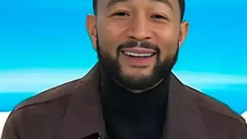 Chaqueta de camionero de ante marrón John Legend de hoy 2026 de John Legend como se ve en Today