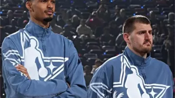 Veste bleue zippée intégrale du match des étoiles NBA 2026