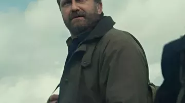 Chaqueta de algodón de Gerard Butler, película Groenlandia 2: Migración