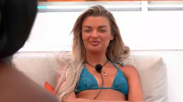 Top de bikini Murci Tyde usado por Helena Ford como se ve en Love Island: All Stars (temporada 3, episodio 27)