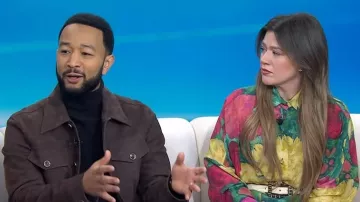 Veste camionneur en nubuck Louis Vuitton portée par John Legend, comme on peut le voir dans l'émission Today le 20 février 2026.