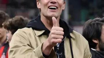 Veste marron de Tom Brady aux Jeux olympiques d'hiver de Milan 2026