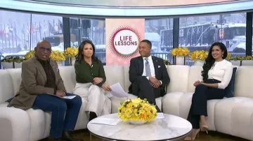 Gilet Veronica Beard Lira Pointelle porté par Maya Shankar, comme on peut le voir dans l'émission Today le 23 février 2026.