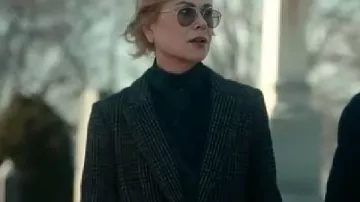 Scarpetta S01 Nicole Kidman Grey Wool Coat worn by Kay Scarpetta (Nicole Kidman) as seen in Scarpetta (S01E08)